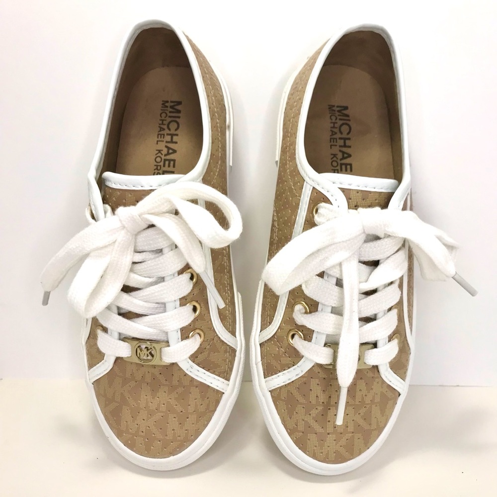 Michael Kors Ima Boerum Kids Camel and White Sneakers/Gym Shoes size 1 NWT w/box